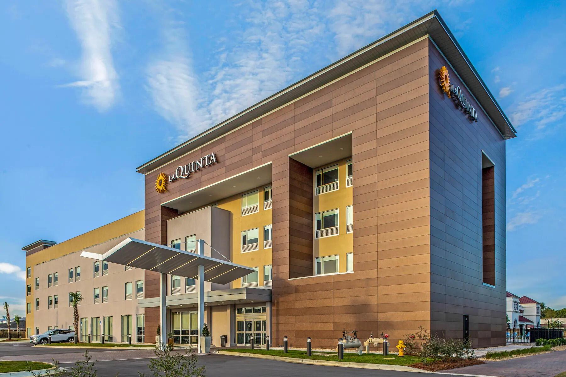 Picture of La Quinta Inn & Suites by Wyndham Miramar Beach-Destin