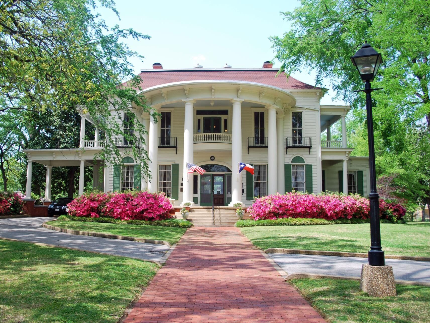 Picture of Goodman-LeGrand Museum