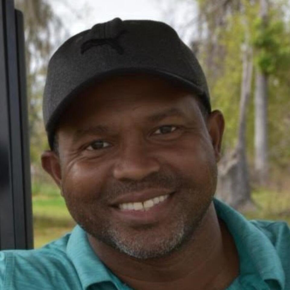 Carlos Raines