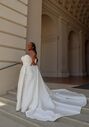 Essense of Australia D3570 plus A-Line Wedding Dress - thumbnail - 5