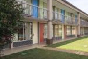 Picture of River Rock Hotel Mountain Home