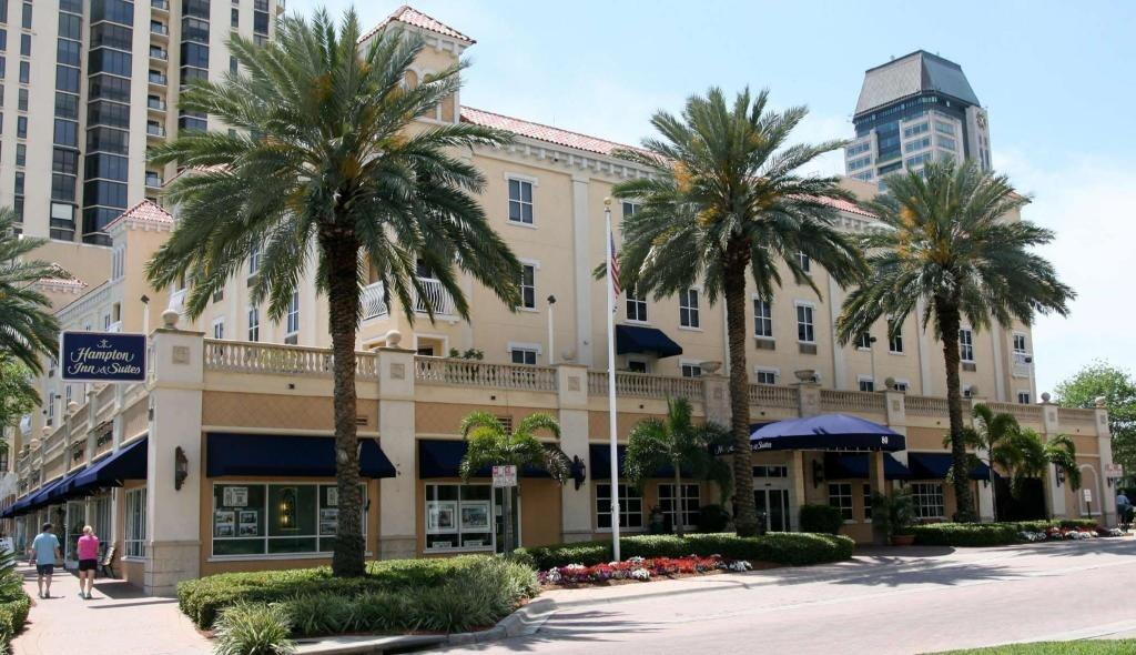 Picture of Hampton Inn & Suites St. Petersburg/Downtown