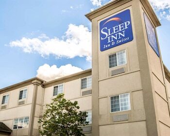 Picture of Sleep Inn & Suites Lake of the Ozarks