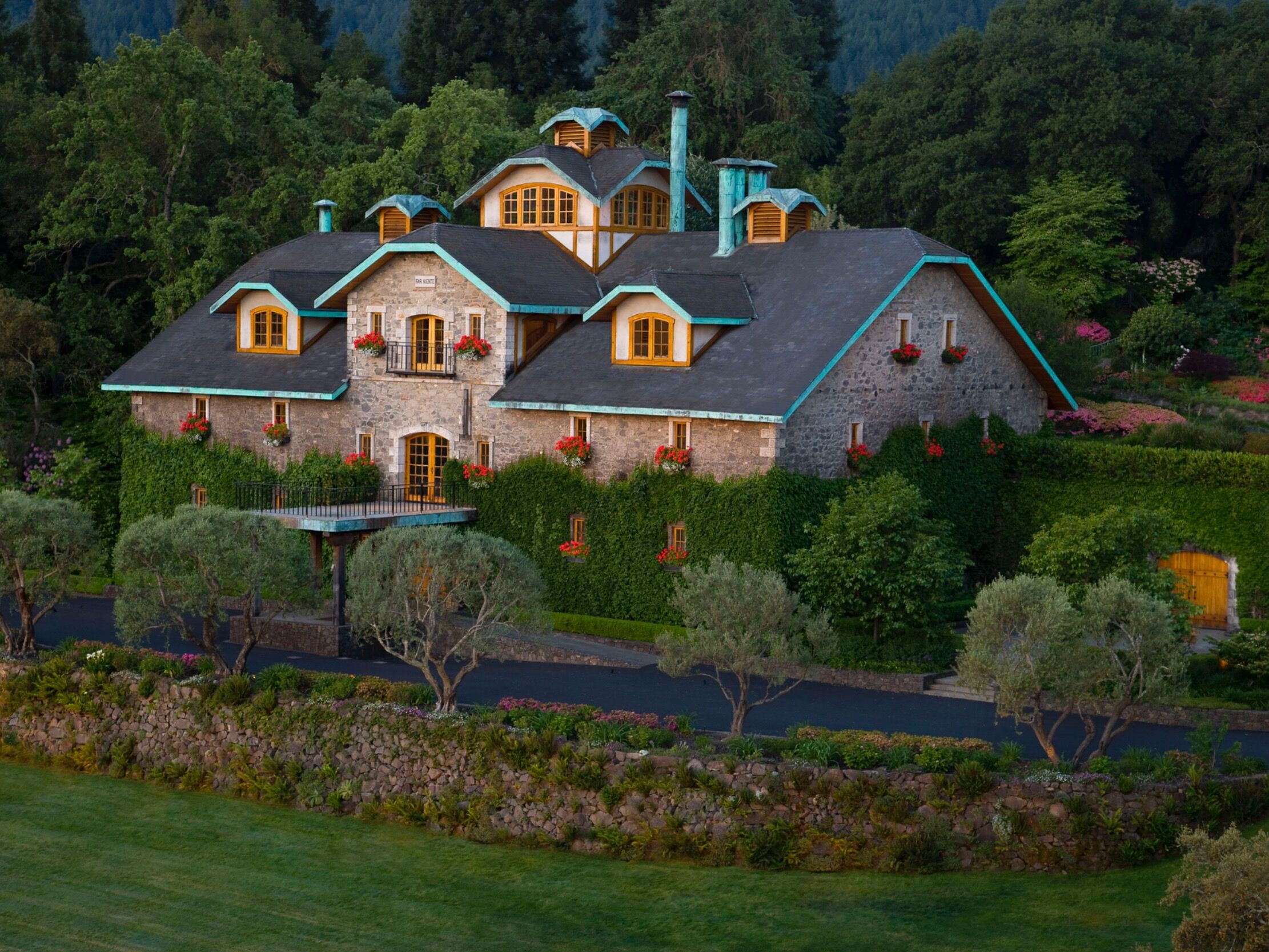 Picture of Far Niente Winery