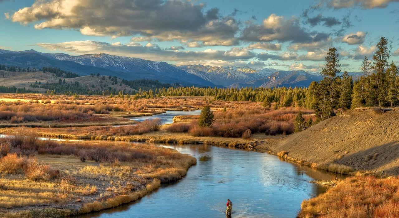 Picture of Yellowstone National Park - West Entrance