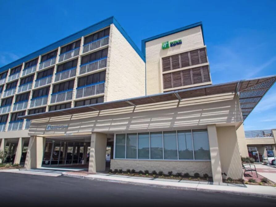 Picture of Holiday Inn Express Nags Head Oceanfront, an IHG Hotel