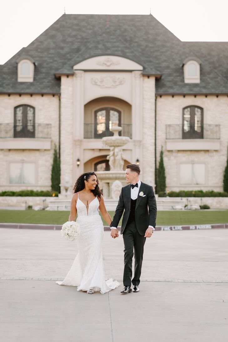 Bride and Groom Portraits at Knotting Hill Place in Little Elm, Texas