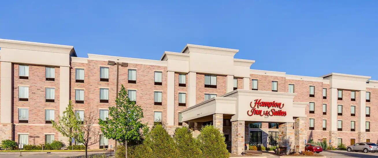 Picture of Hampton Inn & Suites West Bend