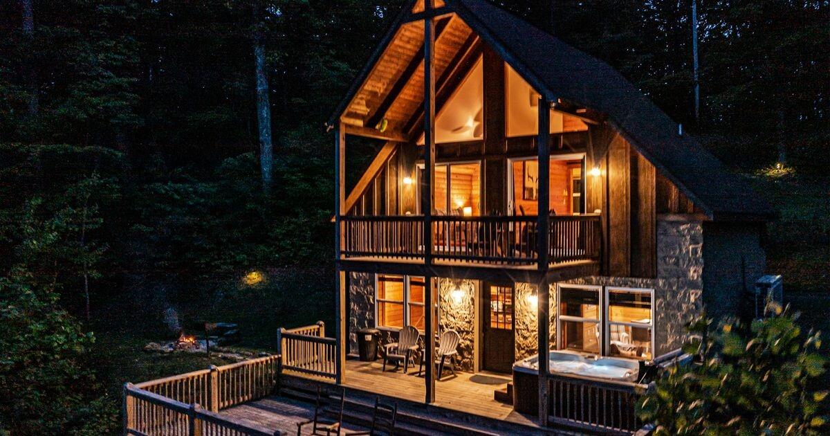Picture of Lydia Mountain Lodge & Log Cabins
