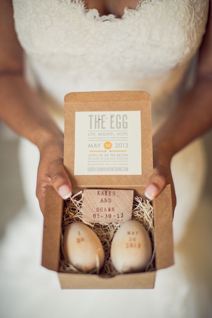 This DIY bride made whimsical invitations using boxes from papermart.com, wooden eggs from craftparts.com and an alphabet rolling stamp from Glassnam's Etsy shop.