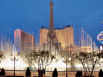 bellagio fountain light show 