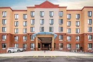 Picture of Comfort Inn Staten Island