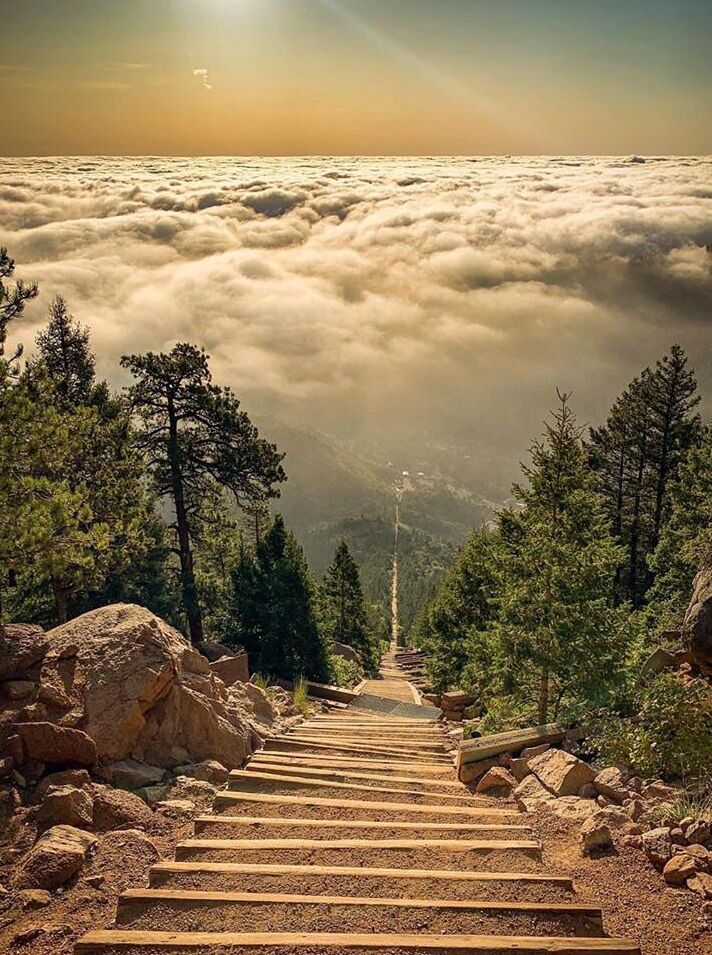 Picture of Manitou Incline