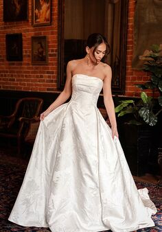 Essense of Australia D4304 Ball Gown Wedding Dress