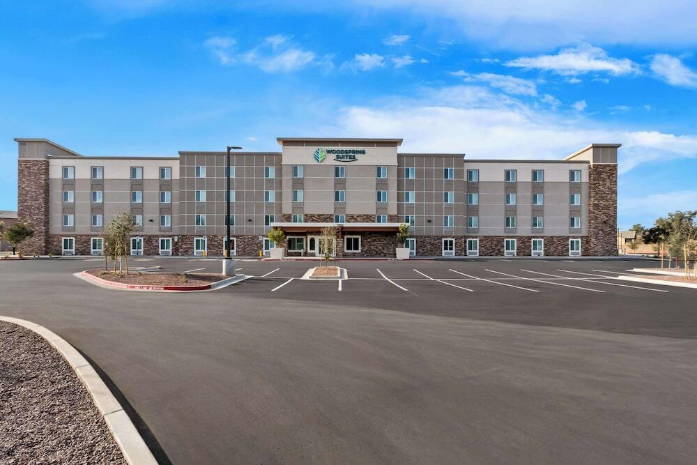 Picture of Woodspring Suites Gilbert - Mesa Gateway Airport