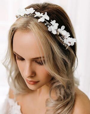 AW Bridal AW BRIDAL White Flower Headband Fairy Crown Crystal Bridal Headpieces for Wedding Tiara Hair Accessories for Women Wedding Day Gold Headband