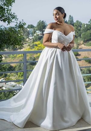 Martina Liana 1607 plus Ball Gown Wedding Dress
