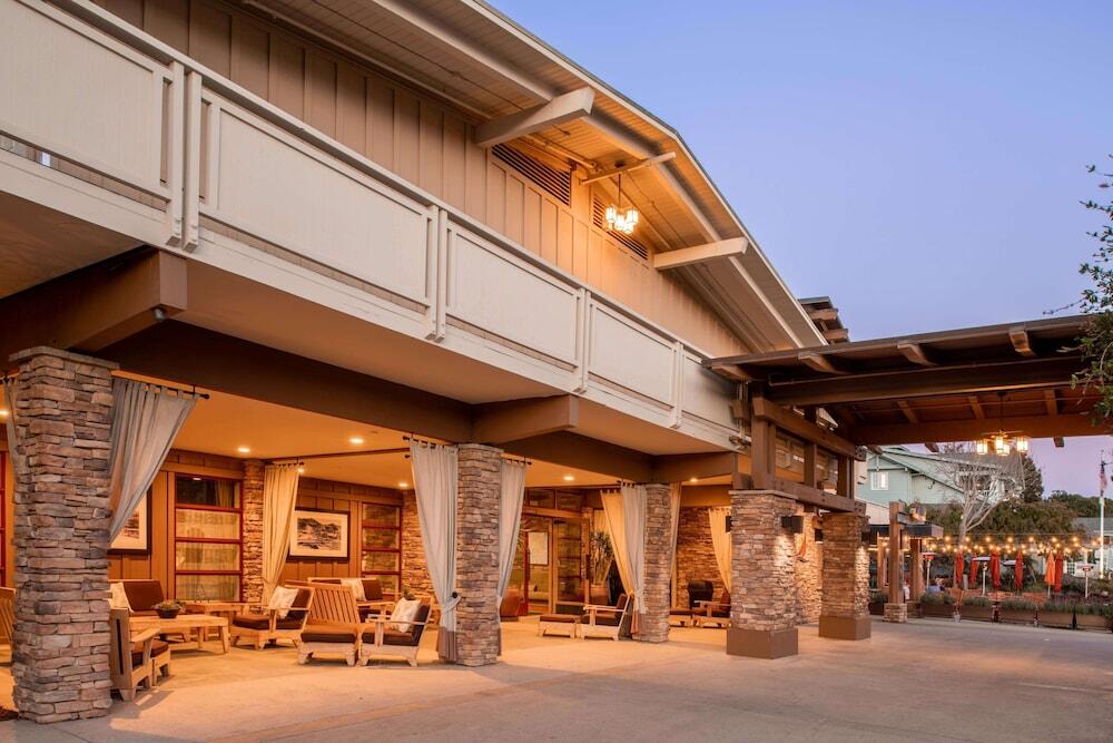 Picture of The Lodge at Tiburon