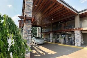 Picture of Best Western Braselton Inn