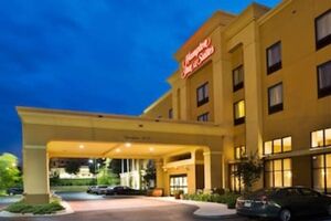 Picture of Hampton Inn & Suites Laurel MS