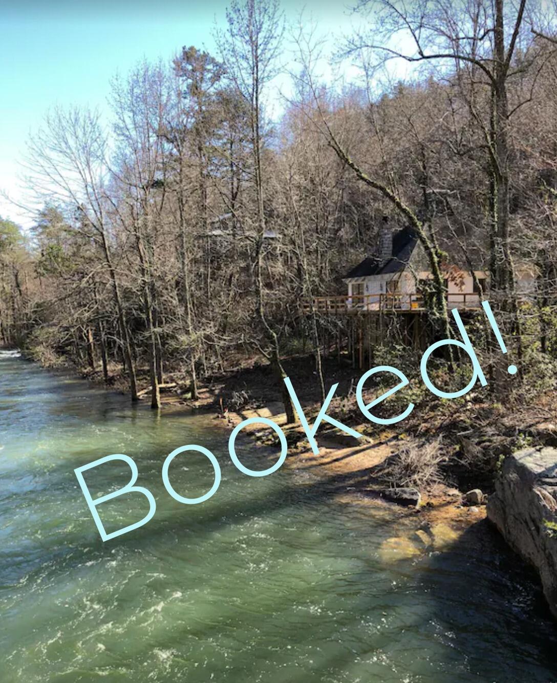Picture of River Rock Cottagae