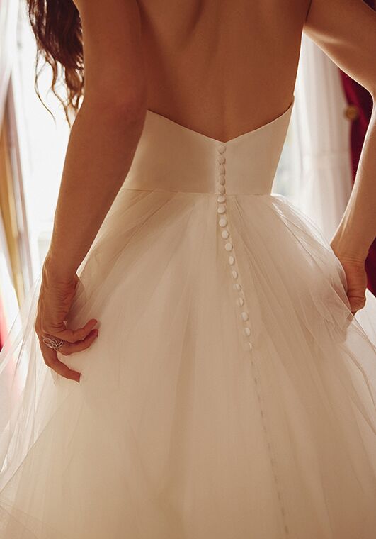 Justin Alexander Infinity Ball Gown Wedding Dress - 5
