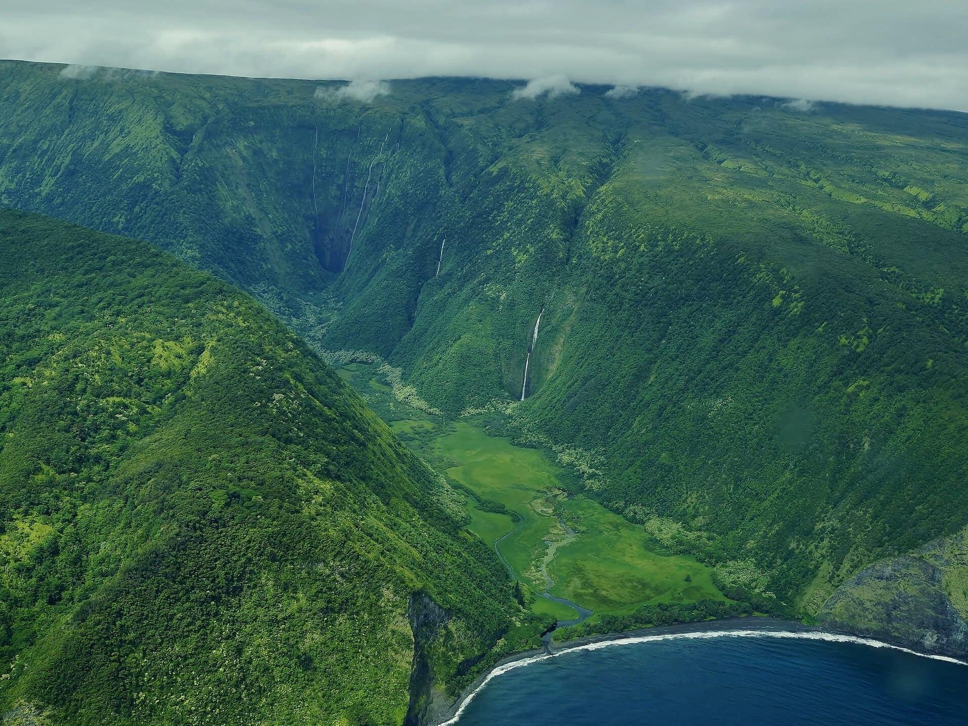 Picture of Waipiʻo Valley Lookout