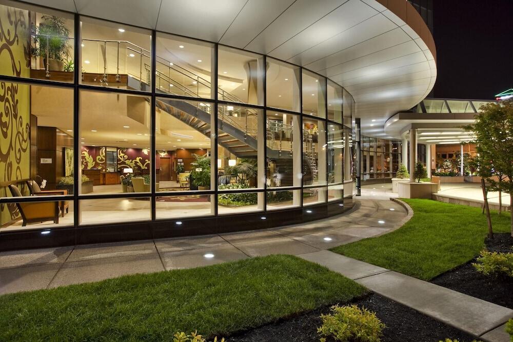 Picture of Embassy Suites Buffalo