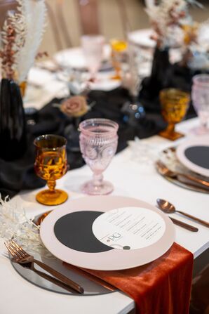 Pink Place Setting for Wedding at the Everhart Museum in Scranton, Pennsylvania