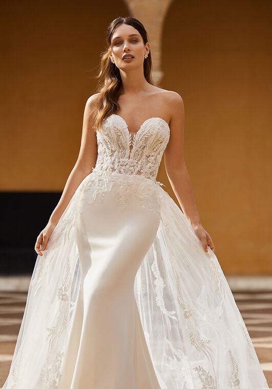 Val Stefani Ramona Mermaid and Trumpet Wedding Dress - 3