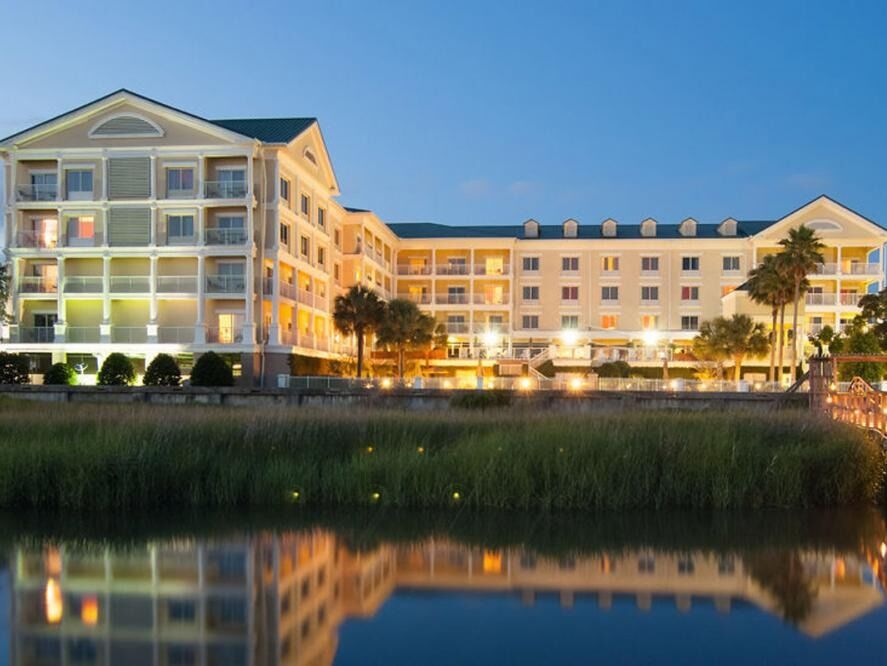Picture of Courtyard Charleston Waterfront