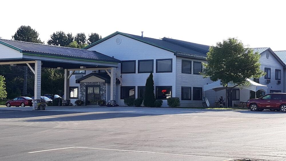 Picture of Pleasant Moose Lodge