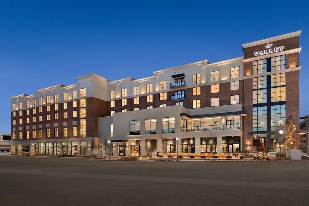 Picture of The Valley Hotel Homewood