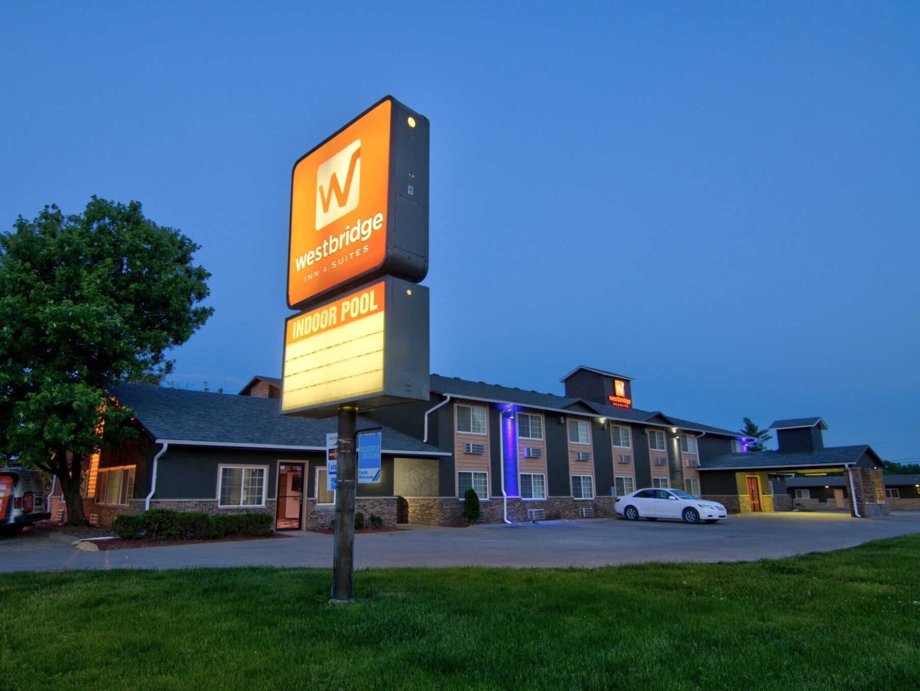Picture of Westbridge Inn & Suites