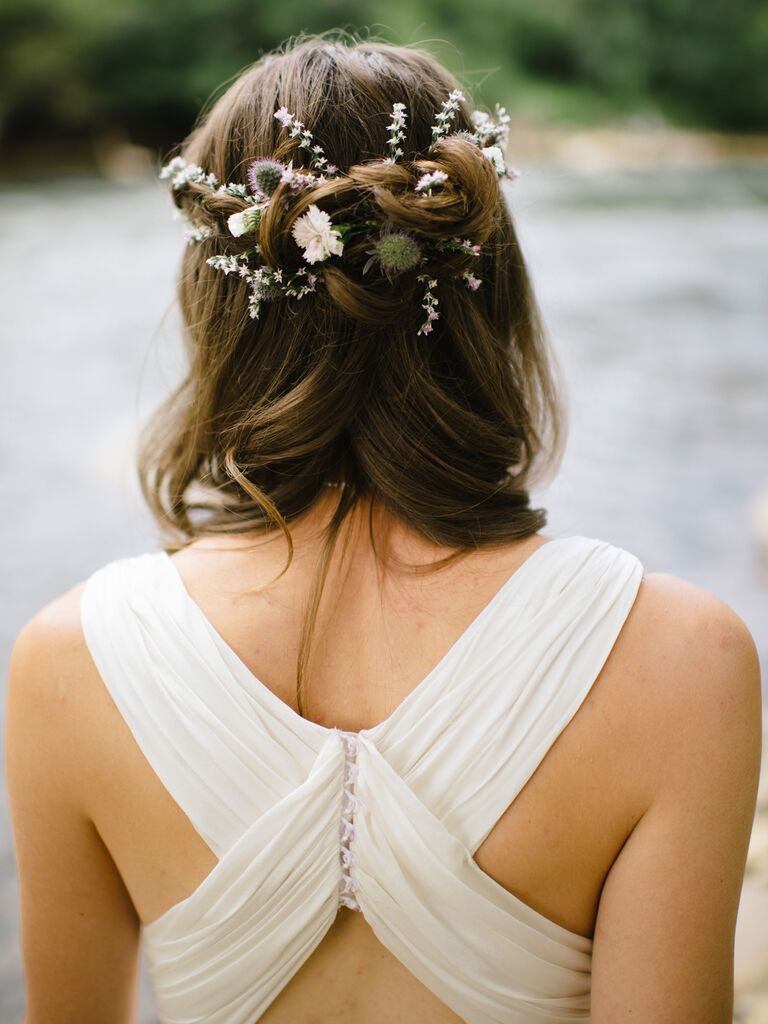 35 Curly Hair Wedding Styles for Long, Medium & Short Cuts