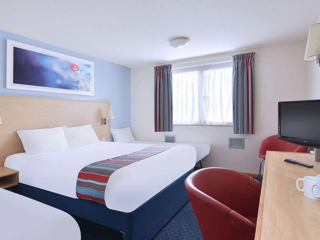 Picture of Travelodge Bristol Severn View M48