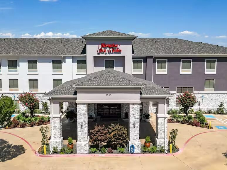 Picture of Hampton Inn & Suites Denton