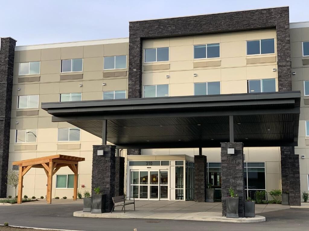 Picture of Holiday Inn Express & Suites Courtenay