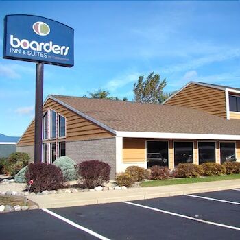 Picture of Boarders Inn & Suites by Cobblestone Hotels - Wautoma