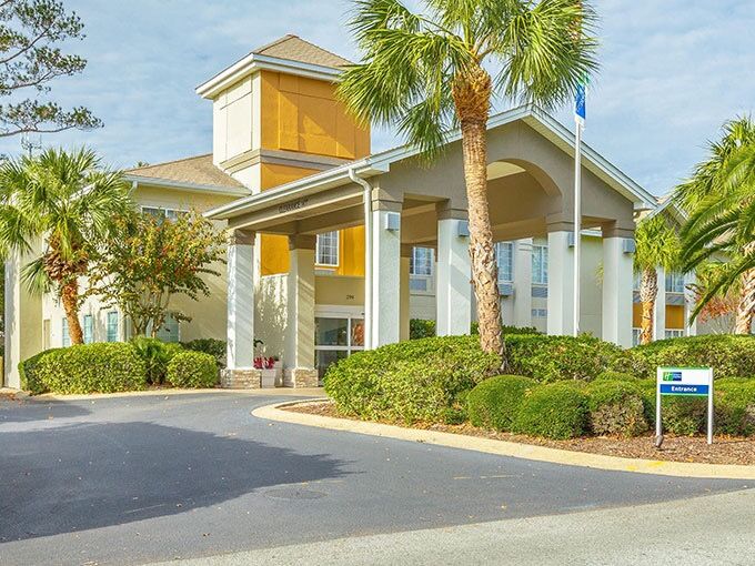 Picture of Holiday Inn Express Saint Simons Island