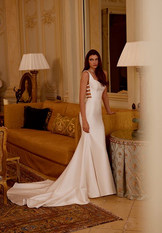 Justin Alexander Josie Fit-and-Flare Wedding Dress - 6