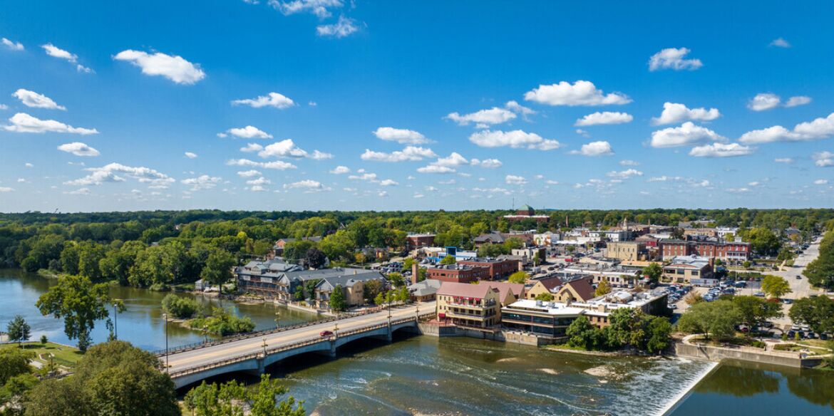 Picture of Shopping & Food on Third Street, Geneva, IL