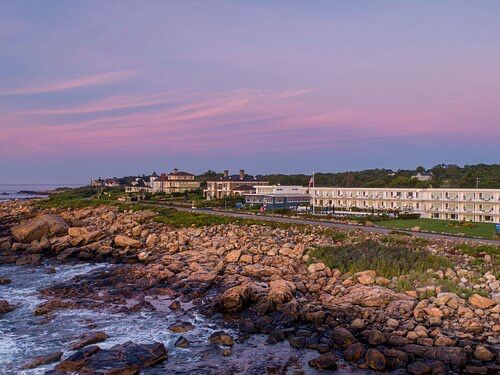 Picture of Atlantis Oceanfront Inn Hotel 