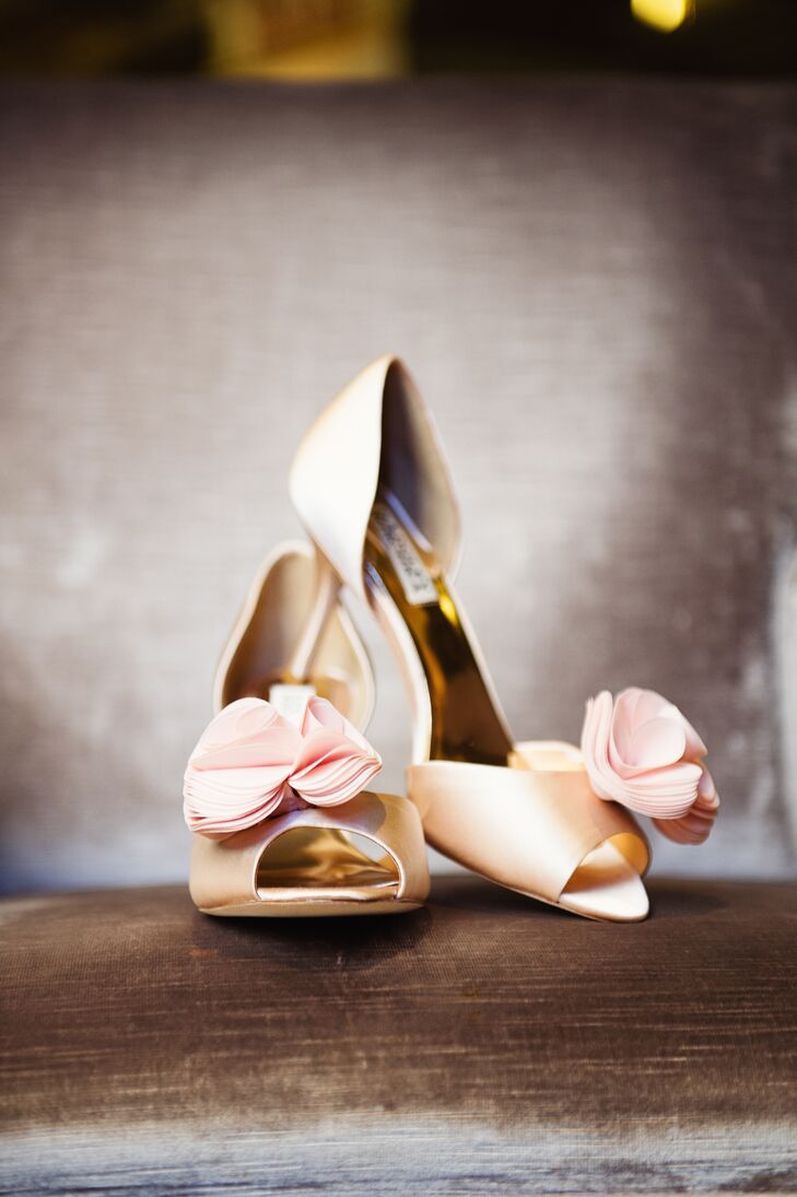 Classic Gold Badgley Mischka Shoes with Blush Roses