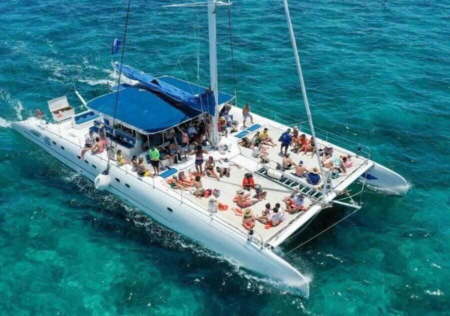 Picture of Catamaran to Isla Mujeres