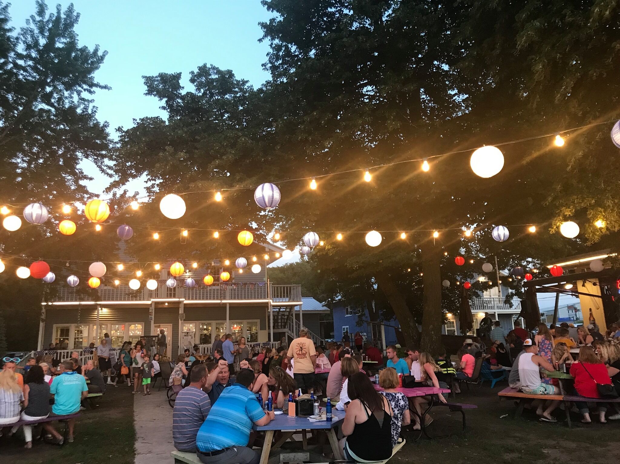 Picture of Clear Lake Tiki Bar