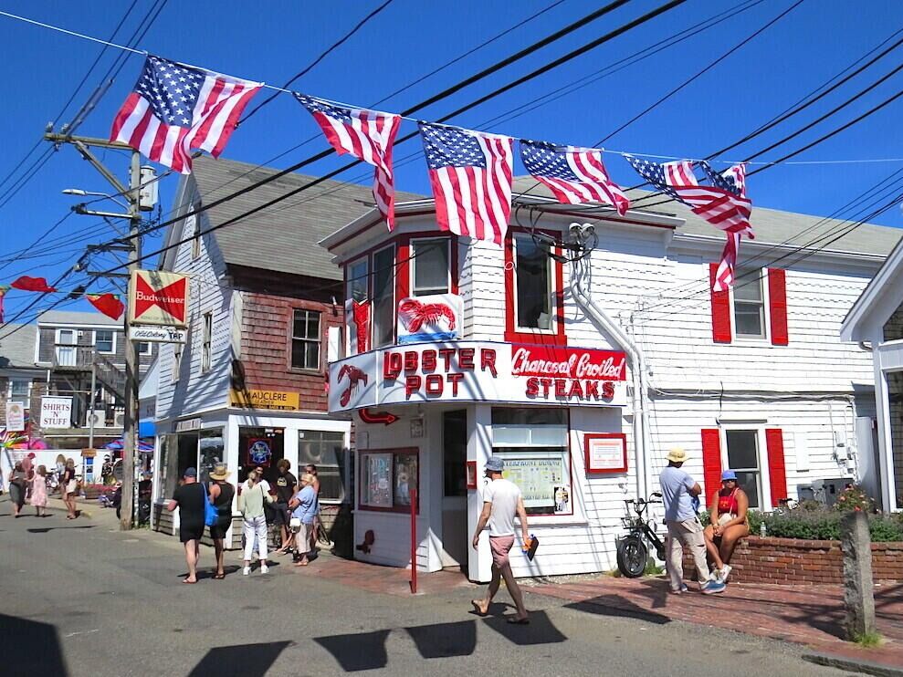 Picture of Walk Commercial Street