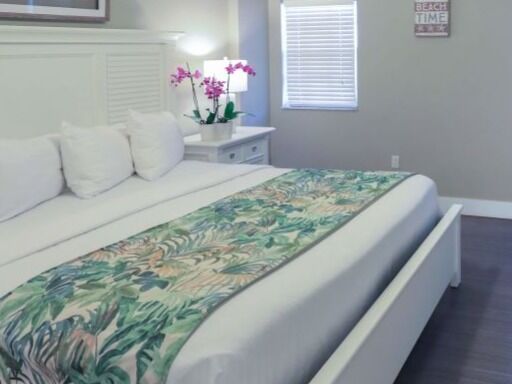 Picture of Ocean Pointe Suites at Key Largo