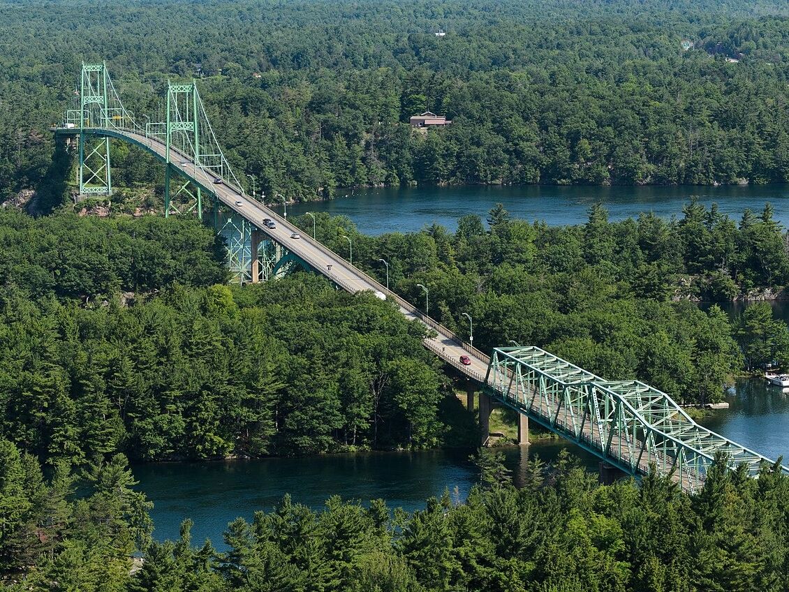 Picture of Thousand Islands Bridge & Welcome Center
