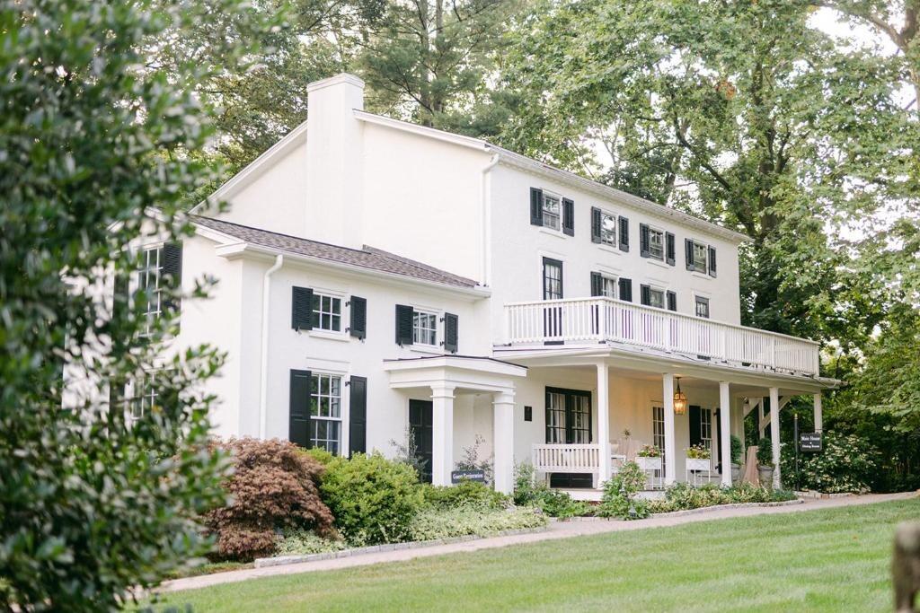 Picture of Fairville Inn